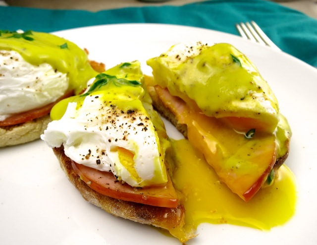 Breakfast with Eggs Benedict, Sous-Vide Style