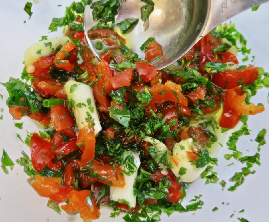 Peppadews, Herbs, Garlic & Olive Oil