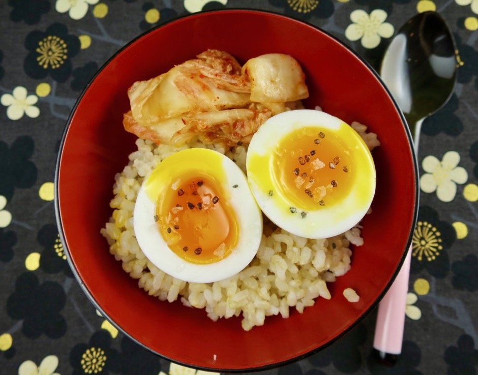 Egg on Rice served with Kimchi