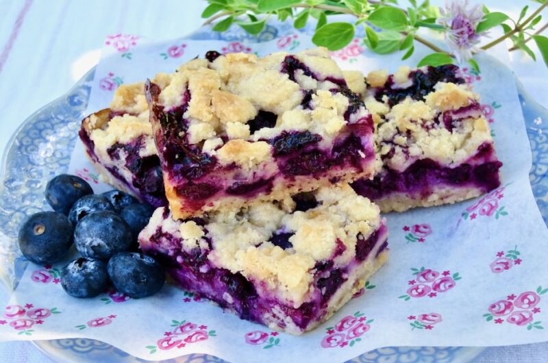 Blueberry Pie Bars